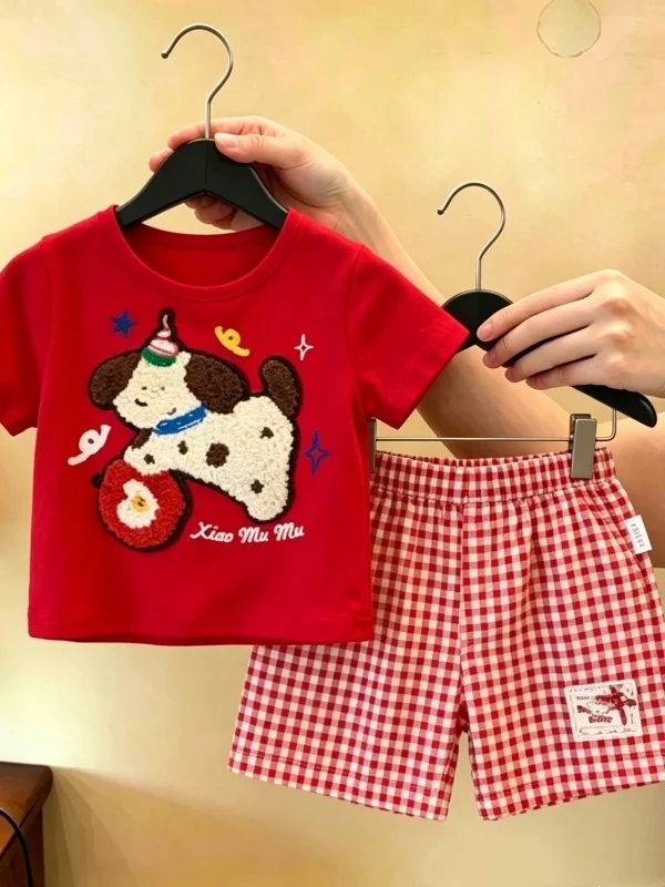Cute Embroidered Short Sleeve T-Shirt And Plaid Shorts Two-Piece Set Baby Girl's Fashionable Summer Outfit Elastic Waistband
Cute Embroidered Short Sleeve T-Shirt And Plaid Shorts Two-Piece Set Baby Girl's Fashionable Summer Outfit Elastic Waistband