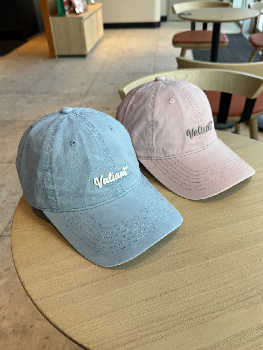 Letter embroidered baseball cap women's deepened big head circumference simple casual versatile cap
Letter embroidered baseball cap women's deepened big head circumference simple casual versatile cap