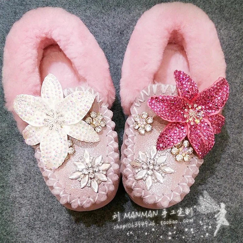 Hand custom super flash fashion sweet three-dimensional flower rhinobarrhinos fur snow boots low top pink shoes bean shoes
Hand custom super flash fashion sweet three-dimensional flower rhinobarrhinos fur snow boots low top pink shoes bean shoes