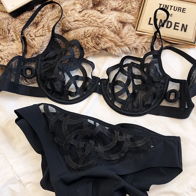 2 Pieces French Ultra-thin Bra Set Sexy Lace Underwear for Women Summer Breathable Brassiere Panties and Thong Intimate Lingerie
2 Pieces French Ultra-thin Bra Set Sexy Lace Underwear for Women Summer Breathable Brassiere Panties and Thong Intimate Lingerie