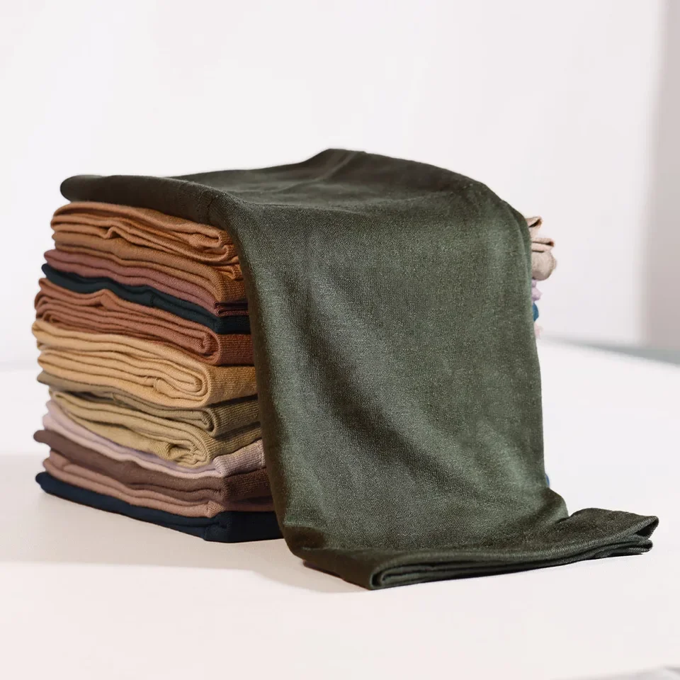 Mercerized Cotton Modal Sweat ClothPureCotton Soli Color MonochromeHeadscarf Muslim Women's LongScarf Breathable and Non-pilling
Mercerized Cotton Modal Sweat ClothPureCotton Soli Color MonochromeHeadscarf Muslim Women's LongScarf Breathable and Non-pilling