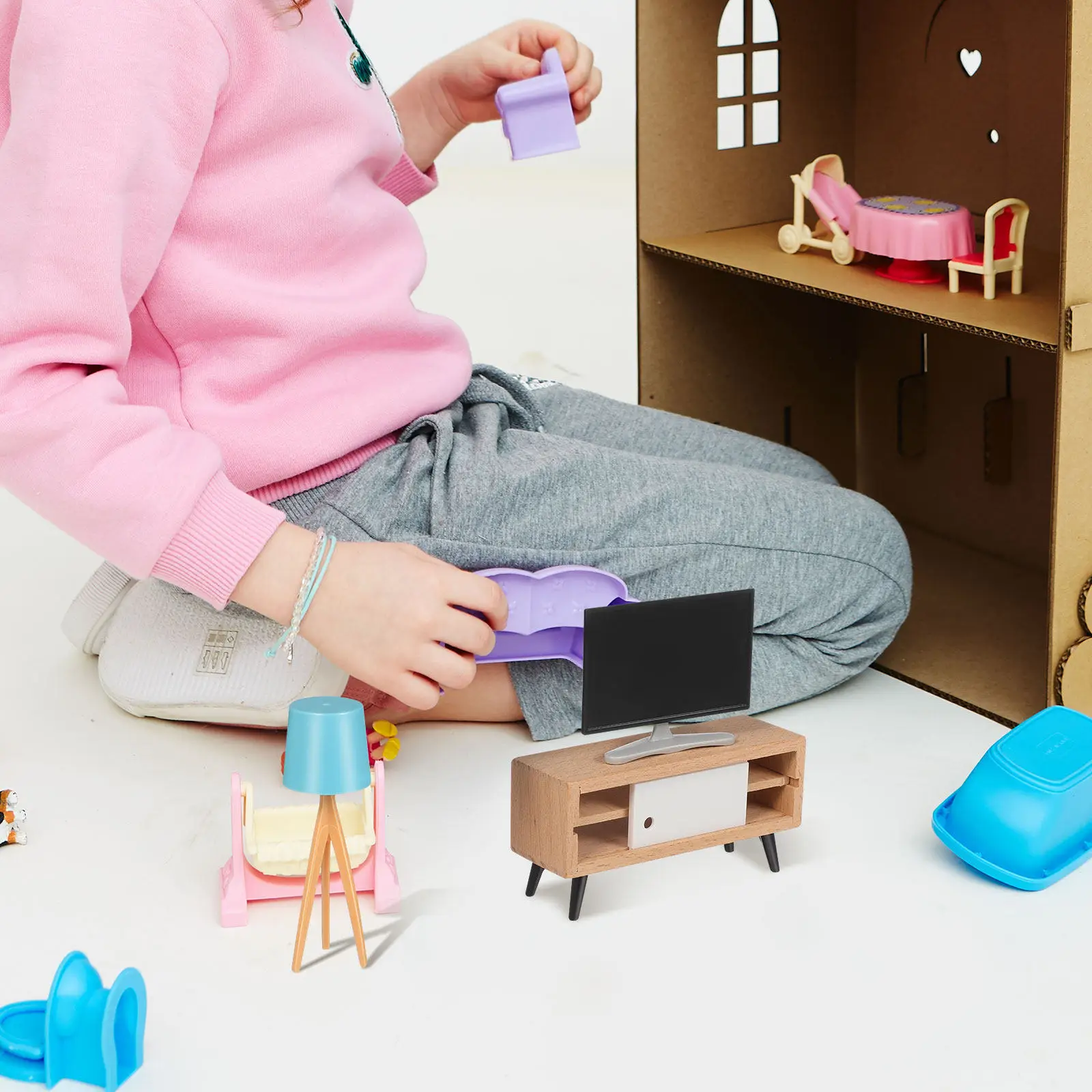 1Set Miniature TV and Cabinet Set for Mini House Bedroom Decor Elegant Simple Design Premium Material Micro Landscape Ornament
1Set Miniature TV and Cabinet Set for Mini House Bedroom Decor Elegant Simple Design Premium Material Micro Landscape Ornament