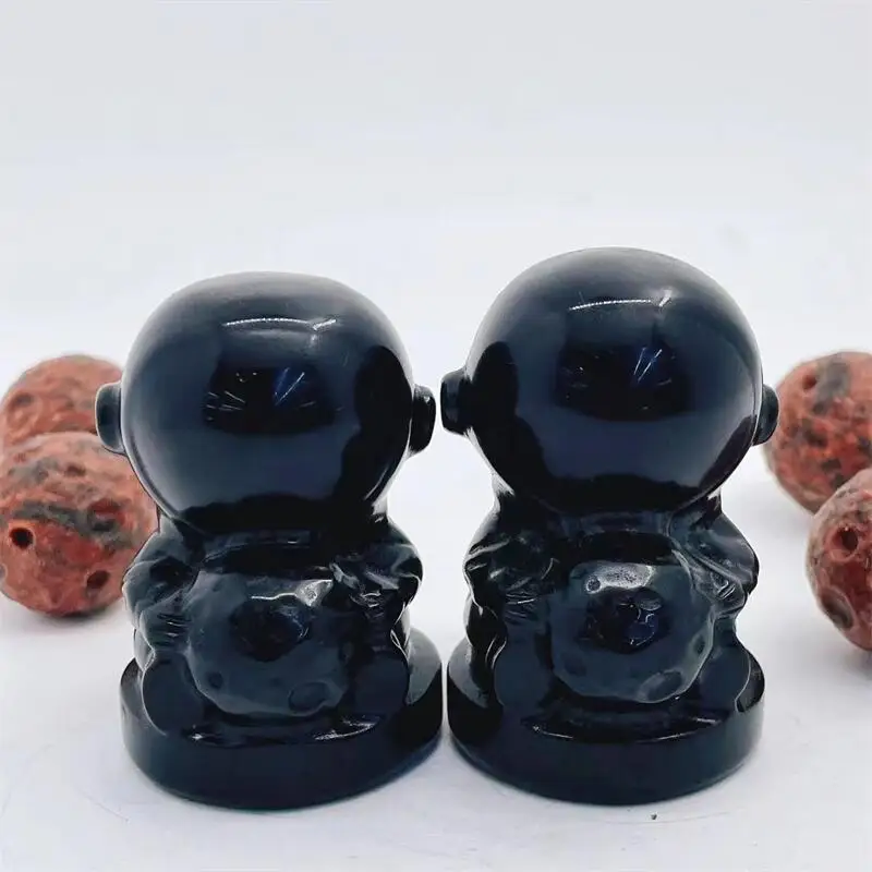 Natural Black Obsidian Spaceman Cartoon Hand Carved Statue Healing Energy Stone Gemstone Crafts For Children Gifts 1pcs
Natural Black Obsidian Spaceman Cartoon Hand Carved Statue Healing Energy Stone Gemstone Crafts For Children Gifts 1pcs