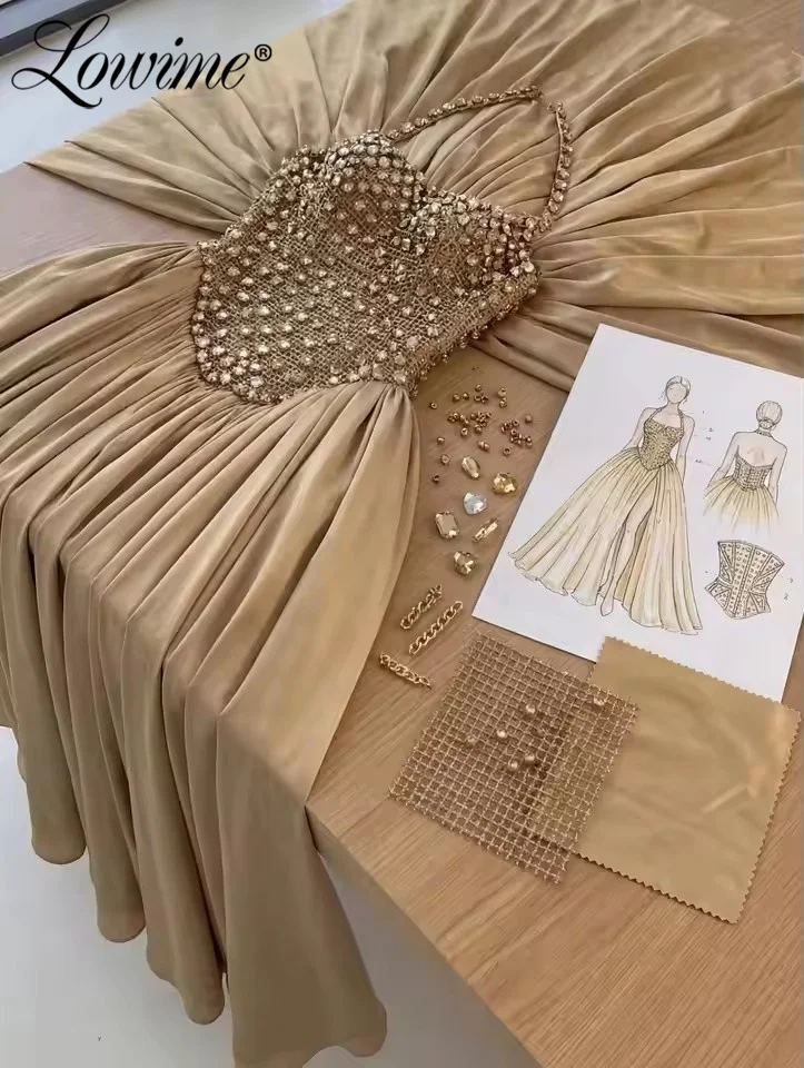 Golden Champagne Spaghetti Strap A-line Party Dresses Customized Crystals Evening Gowns Vestido de Gala Halter Long Prom Dress
Golden Champagne Spaghetti Strap A-line Party Dresses Customized Crystals Evening Gowns Vestido de Gala Halter Long Prom Dress
