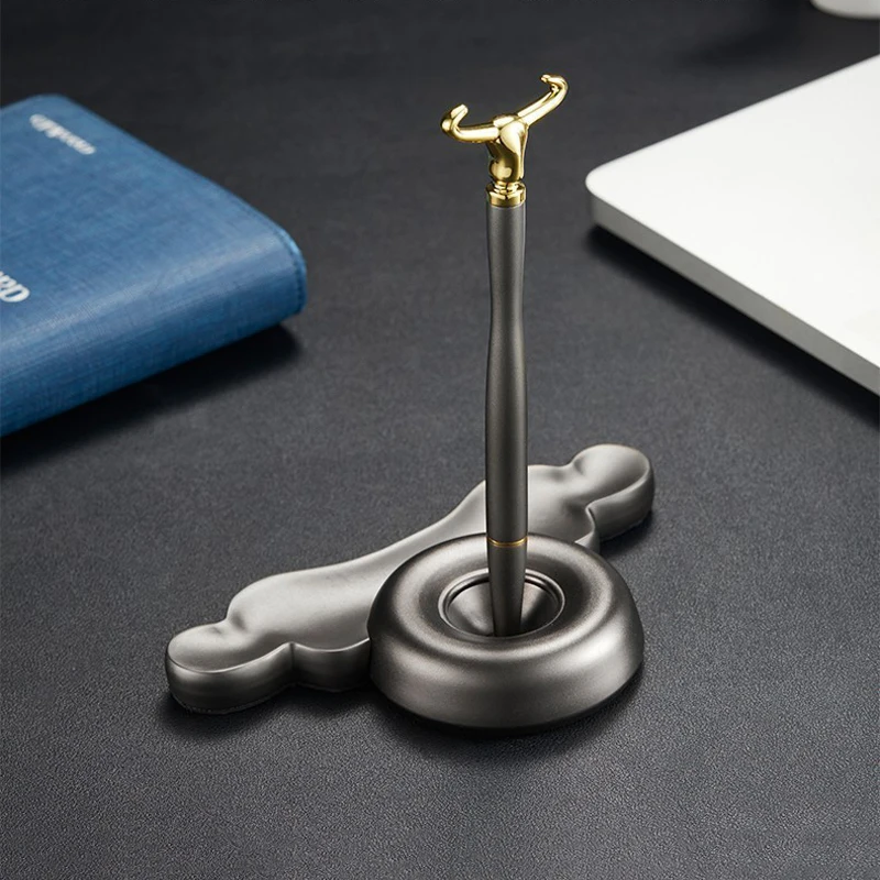 Новая черная ручка из алюминиевого сплава с магнитной левитацией, идеальный креативный антистресс-аксессуар для офиса, подарок для друзей.
Новая черная ручка из алюминиевого сплава с магнитной левитацией, идеальный креативный антистресс-аксессуар для офиса, подарок для друзей.