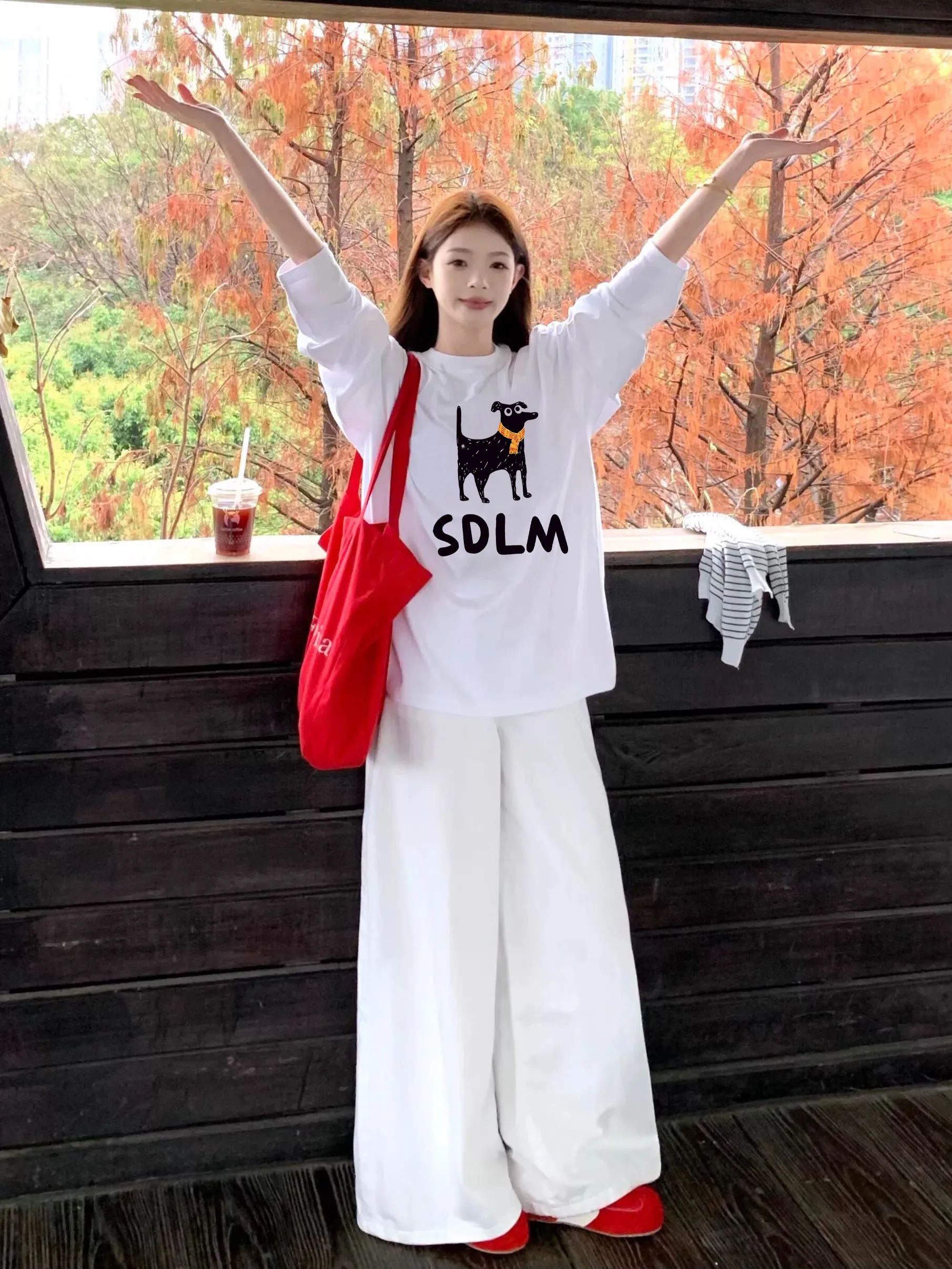 2025 New Dog Print Autumn and Winter Women's Hoodie Long Sleeved Round Neck Simple Style Casual Pullover Sweatshirt Clothing
2025 New Dog Print Autumn and Winter Women's Hoodie Long Sleeved Round Neck Simple Style Casual Pullover Sweatshirt Clothing
