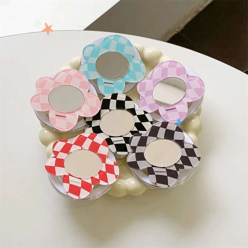 Korean Cute Irregular Checkerboard Plaid Flower Magnetic Phone Stand Holder For Magsafe Phone Grip Tok Kickstand Magnet Bracket
Korean Cute Irregular Checkerboard Plaid Flower Magnetic Phone Stand Holder For Magsafe Phone Grip Tok Kickstand Magnet Bracket