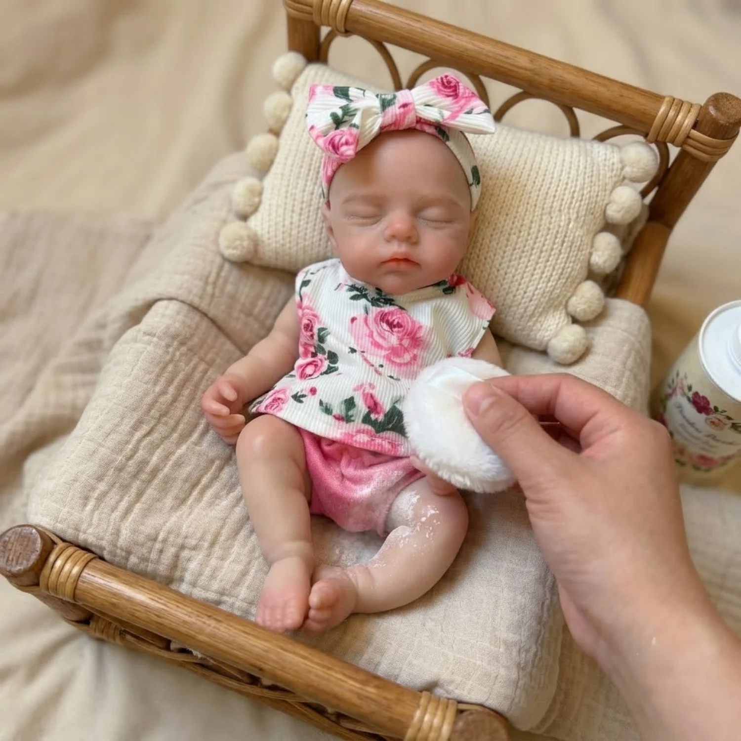 OtardDolls 13-Inch Silicone Reborn Doll Soft Realistic Open Eyes Girl Hand-Painted Collectible Ideal Gift 1 Piece
OtardDolls 13-Inch Silicone Reborn Doll Soft Realistic Open Eyes Girl Hand-Painted Collectible Ideal Gift 1 Piece