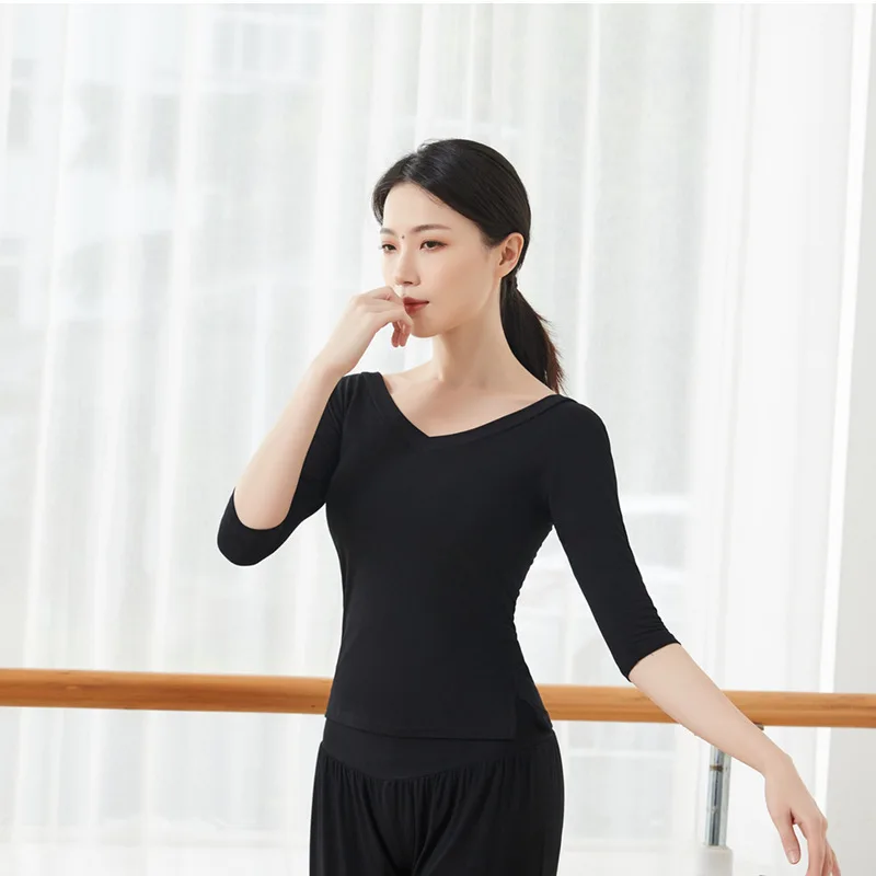 Modal Dance Practice Clothes Top Female Adult V-neck Body Training Clothes Top Thin Black Chinese Dance Clothes New
Modal Dance Practice Clothes Top Female Adult V-neck Body Training Clothes Top Thin Black Chinese Dance Clothes New