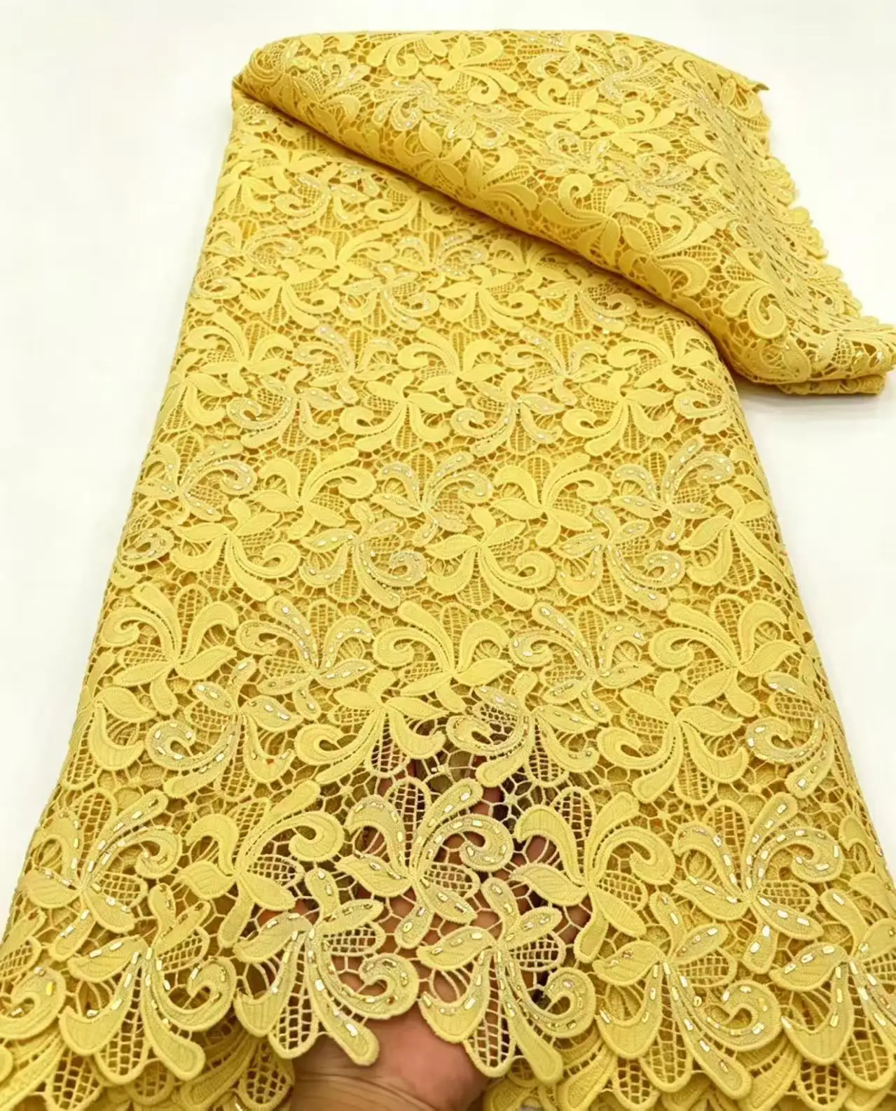 African Guipure Cord Lace Fabric High Quality 5 Yards Nigerian Water Soluble Lace Fabric For Women Wedding Party Sewing Dresses
African Guipure Cord Lace Fabric High Quality 5 Yards Nigerian Water Soluble Lace Fabric For Women Wedding Party Sewing Dresses