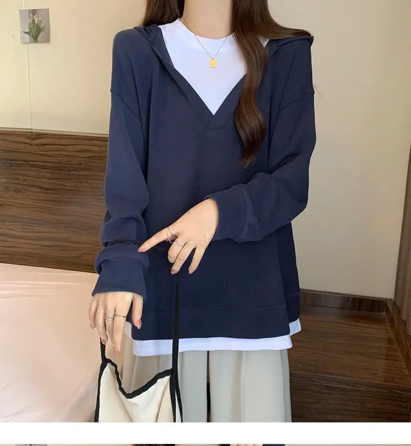 Chic Solid Fake Two-piece Hoodies Sweatshirt Women Fashion Long Sleeve Loose V-neck Pullover Hooded Sweatshirt Spring Autumn Top
Chic Solid Fake Two-piece Hoodies Sweatshirt Women Fashion Long Sleeve Loose V-neck Pullover Hooded Sweatshirt Spring Autumn Top