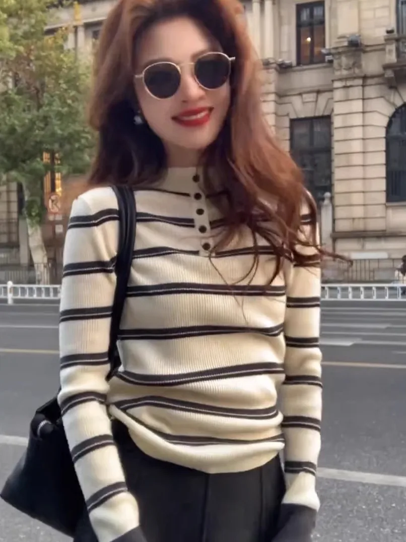 Slim Fit Long Sleeve Knitted Sweater Women's Autumn Winter Casual Half Open Collar Half High Collar Base Shirt Elegant Top
Slim Fit Long Sleeve Knitted Sweater Women's Autumn Winter Casual Half Open Collar Half High Collar Base Shirt Elegant Top