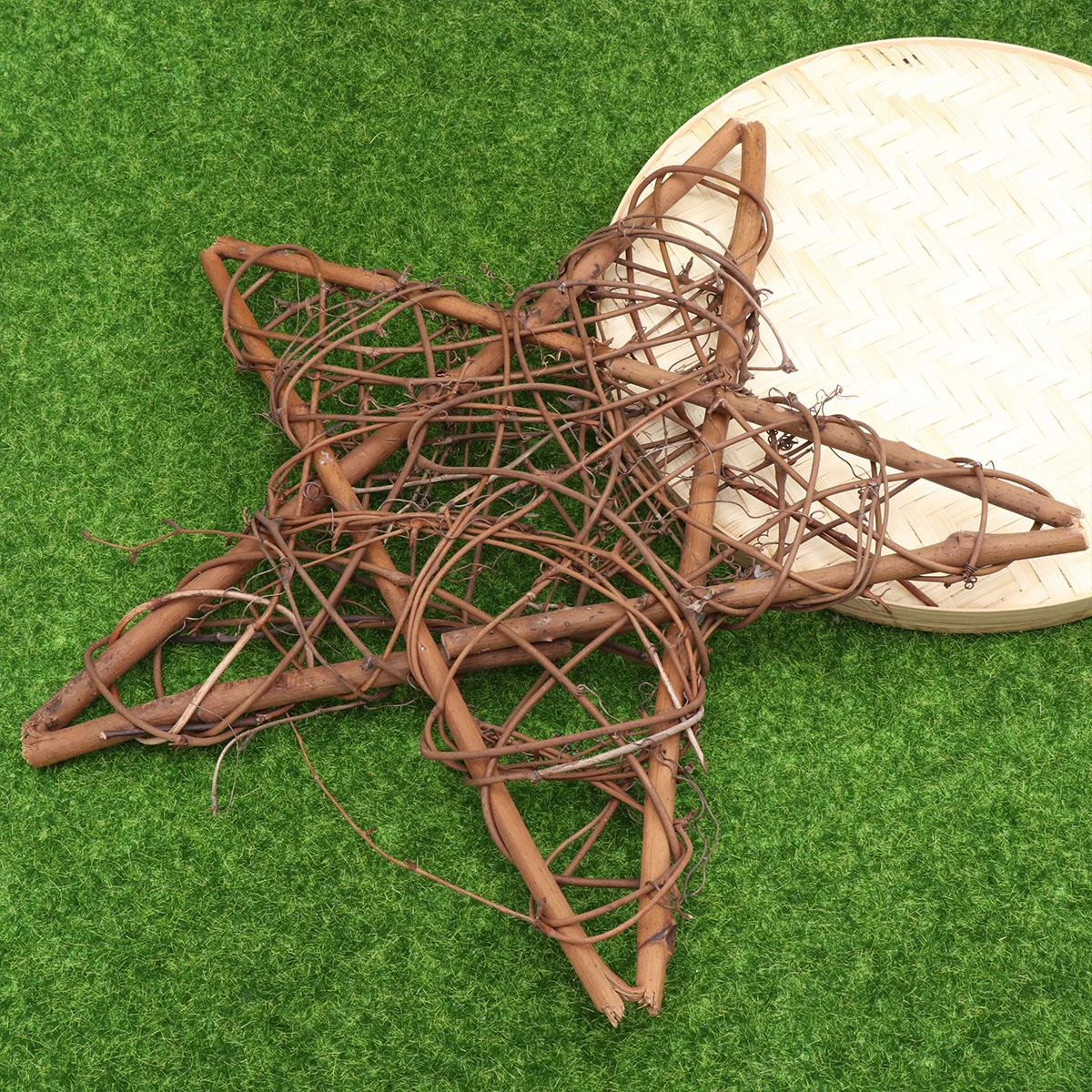 1Pcs Pentagram Rattan Decoration 35Cm Wedding Birthday Party Christmas Table Decorations Rattan Crafts Gift Ratten Ornament
1Pcs Pentagram Rattan Decoration 35Cm Wedding Birthday Party Christmas Table Decorations Rattan Crafts Gift Ratten Ornament