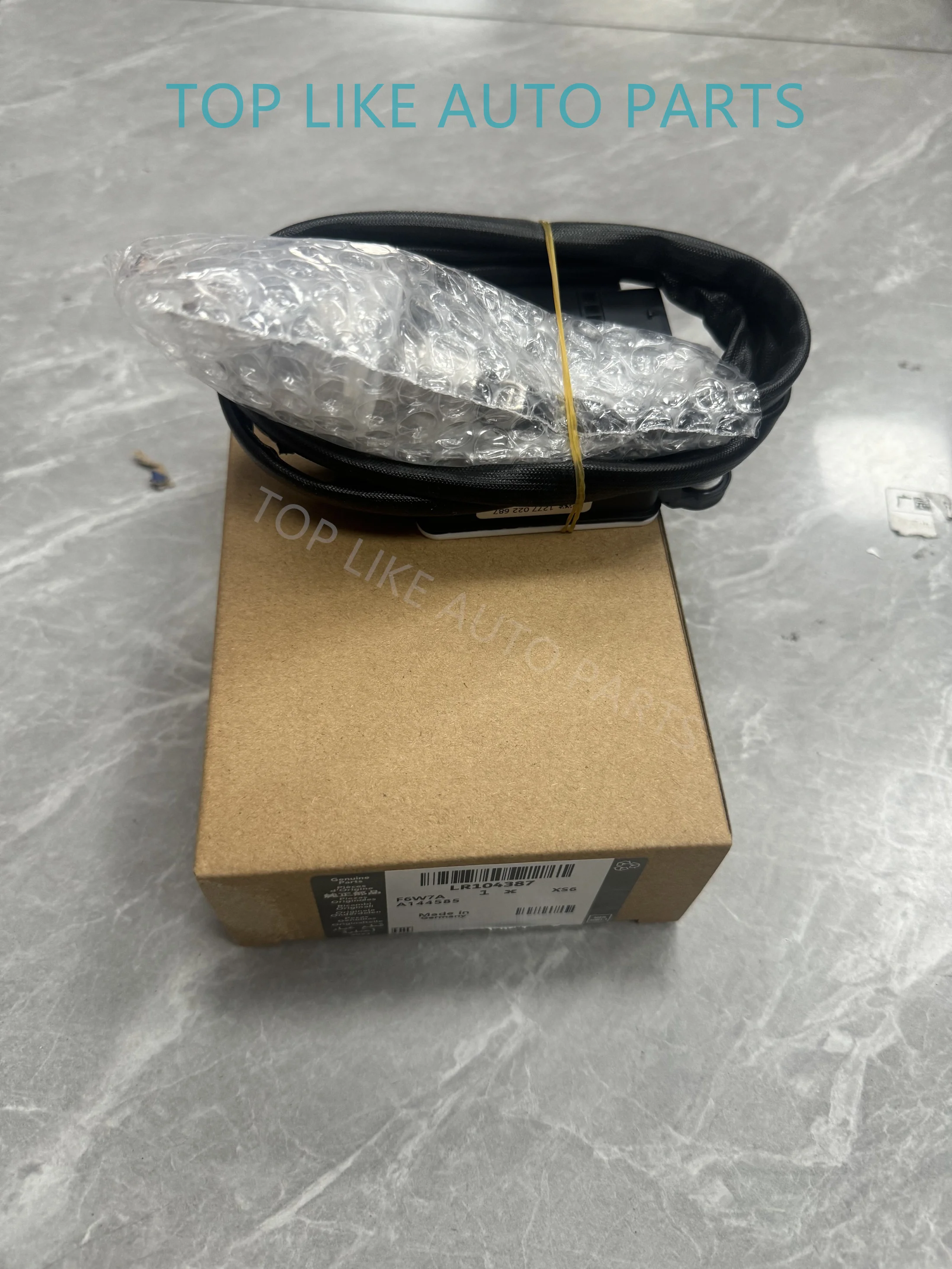 1PC NEW OEM 12V Nitrogen Oxide Sensor LR104387 FPLA-5J299-CD Auto Sensors NOX Sensor 0281008157 0281008158 for LandRover Parts
1PC NEW OEM 12V Nitrogen Oxide Sensor LR104387 FPLA-5J299-CD Auto Sensors NOX Sensor 0281008157 0281008158 for LandRover Parts