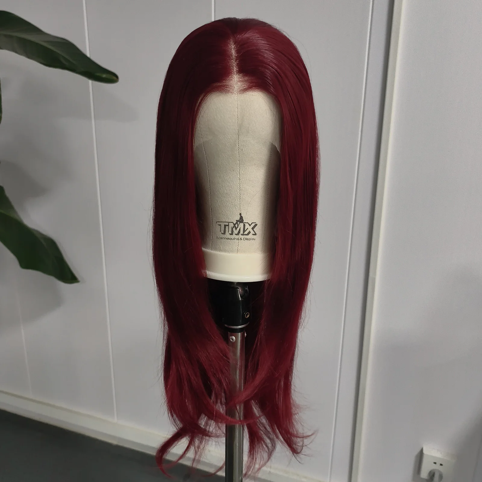 Burgundy Lace Front Wig Pre Plucked with Natural Hairline Long Layered Wig Glueless Synthetic Lace Front Wig for Women Daily Use
Burgundy Lace Front Wig Pre Plucked with Natural Hairline Long Layered Wig Glueless Synthetic Lace Front Wig for Women Daily Use