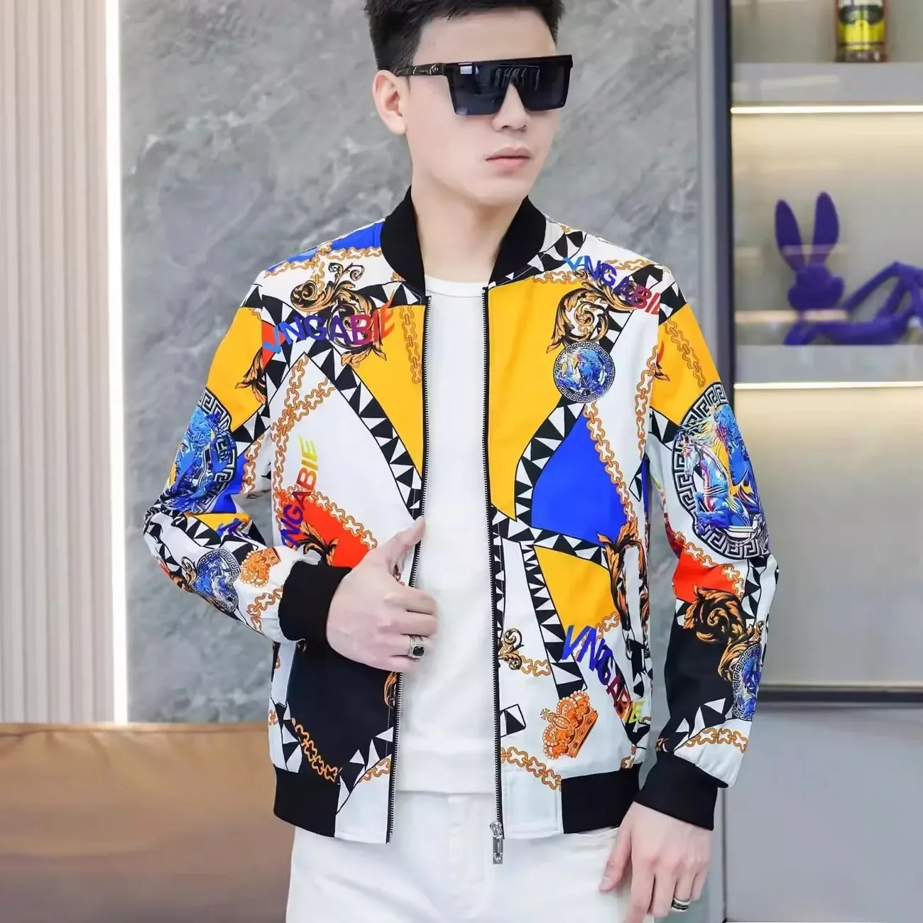 Весна 2024, мужская куртка с воротником-стойкой, приталенная повседневная верхняя одежда с принтом, легкая длинная вилка-стойка
Весна 2024, мужская куртка с воротником-стойкой, приталенная повседневная верхняя одежда с принтом, легкая длинная вилка-стойка