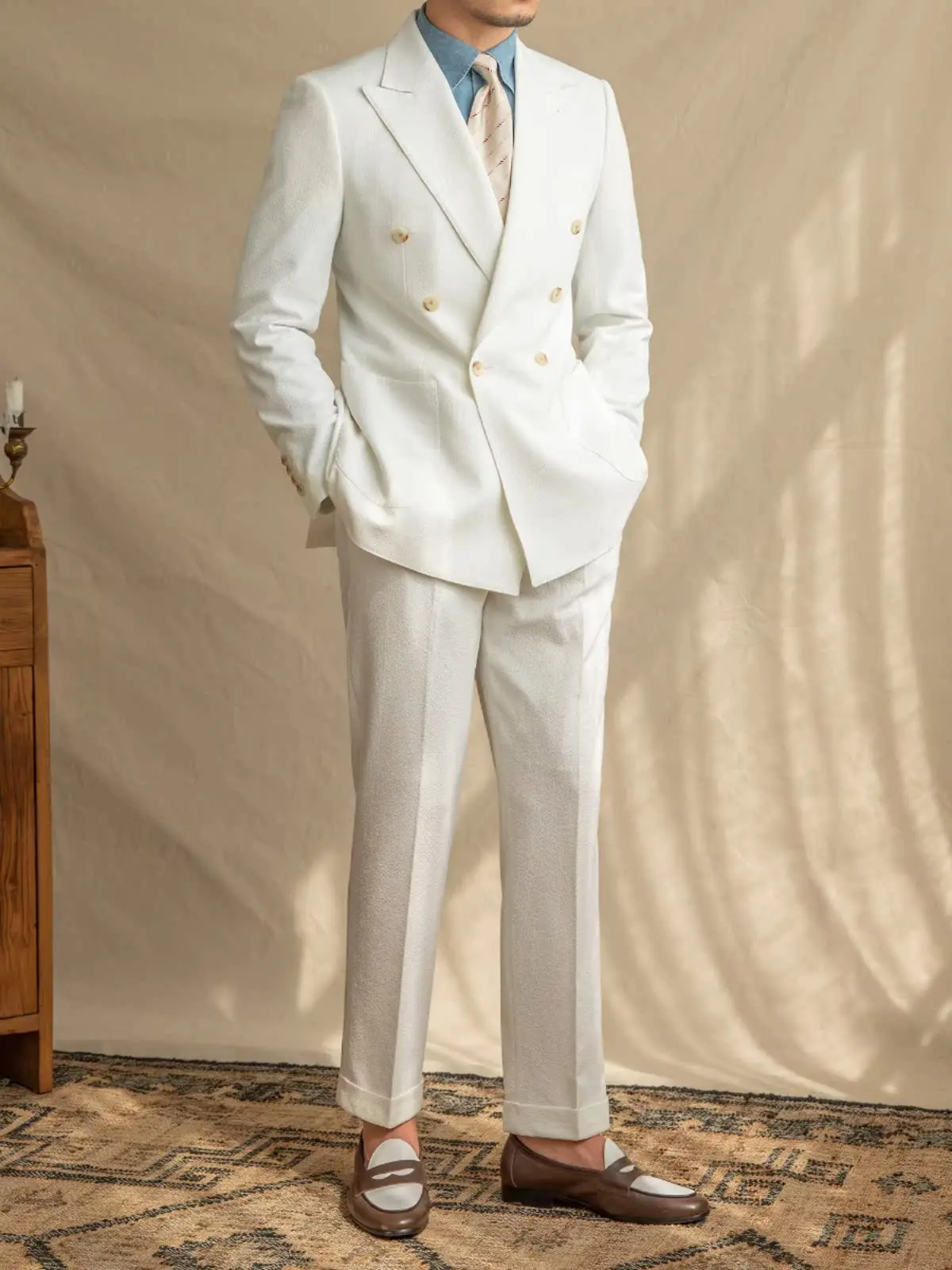 Mr. Deer Three Spring Summer Breathable Bubble Cloth Half No Ironing Double Row Buttons Casual Lightweight Men's Suit Set
Mr. Deer Three Spring Summer Breathable Bubble Cloth Half No Ironing Double Row Buttons Casual Lightweight Men's Suit Set