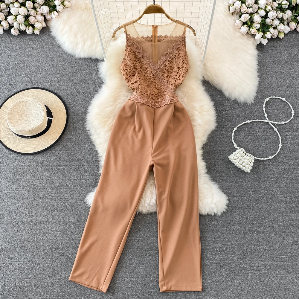 2023 New Spring Summer Women Sexy Perspective Sleeveless Slim Jumpsuits High Quality Lace Patchwork Straight Long Pants Jumpsuit
2023 New Spring Summer Women Sexy Perspective Sleeveless Slim Jumpsuits High Quality Lace Patchwork Straight Long Pants Jumpsuit