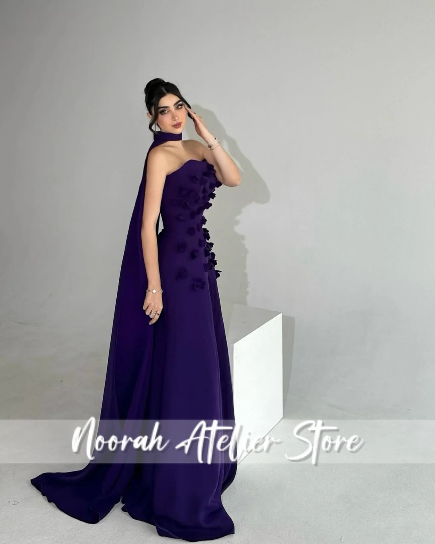 Elegant Purple Strapless 3D flower luxurious women's Evening Dresses 2025 Women Dubai Long Scarf Party Gown Vestidos Customized
Elegant Purple Strapless 3D flower luxurious women's Evening Dresses 2025 Women Dubai Long Scarf Party Gown Vestidos Customized