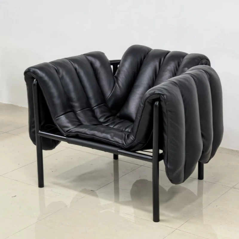 Retro striped sofa chair, small living room zebra striped simple leisure chair
Retro striped sofa chair, small living room zebra striped simple leisure chair