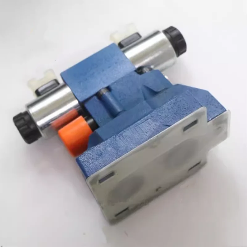 Brand New Genuine Overflow Valve R900963706 DBW30B2-5X/350-6EG24N9K4SO160
Brand New Genuine Overflow Valve R900963706 DBW30B2-5X/350-6EG24N9K4SO160
