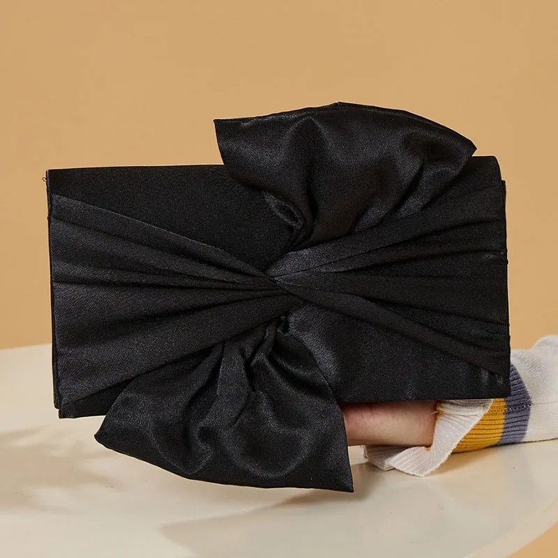 Women's Satin Bownot Pattern Envelope Clutch Handbag PU Leather Wedding Bridal Evening Party Purse Shoulder Chain Messenger Bags
Women's Satin Bownot Pattern Envelope Clutch Handbag PU Leather Wedding Bridal Evening Party Purse Shoulder Chain Messenger Bags