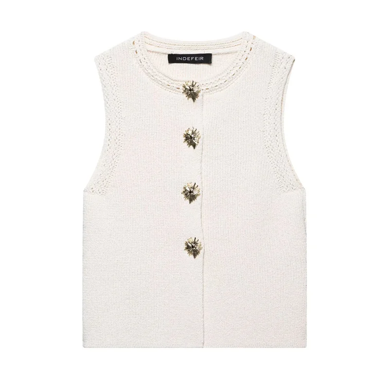 2025 Women's Summer Top New Arrival White Sleeveless Knitted Cardigan Top with Golden Button Decoration Fashionable
2025 Women's Summer Top New Arrival White Sleeveless Knitted Cardigan Top with Golden Button Decoration Fashionable