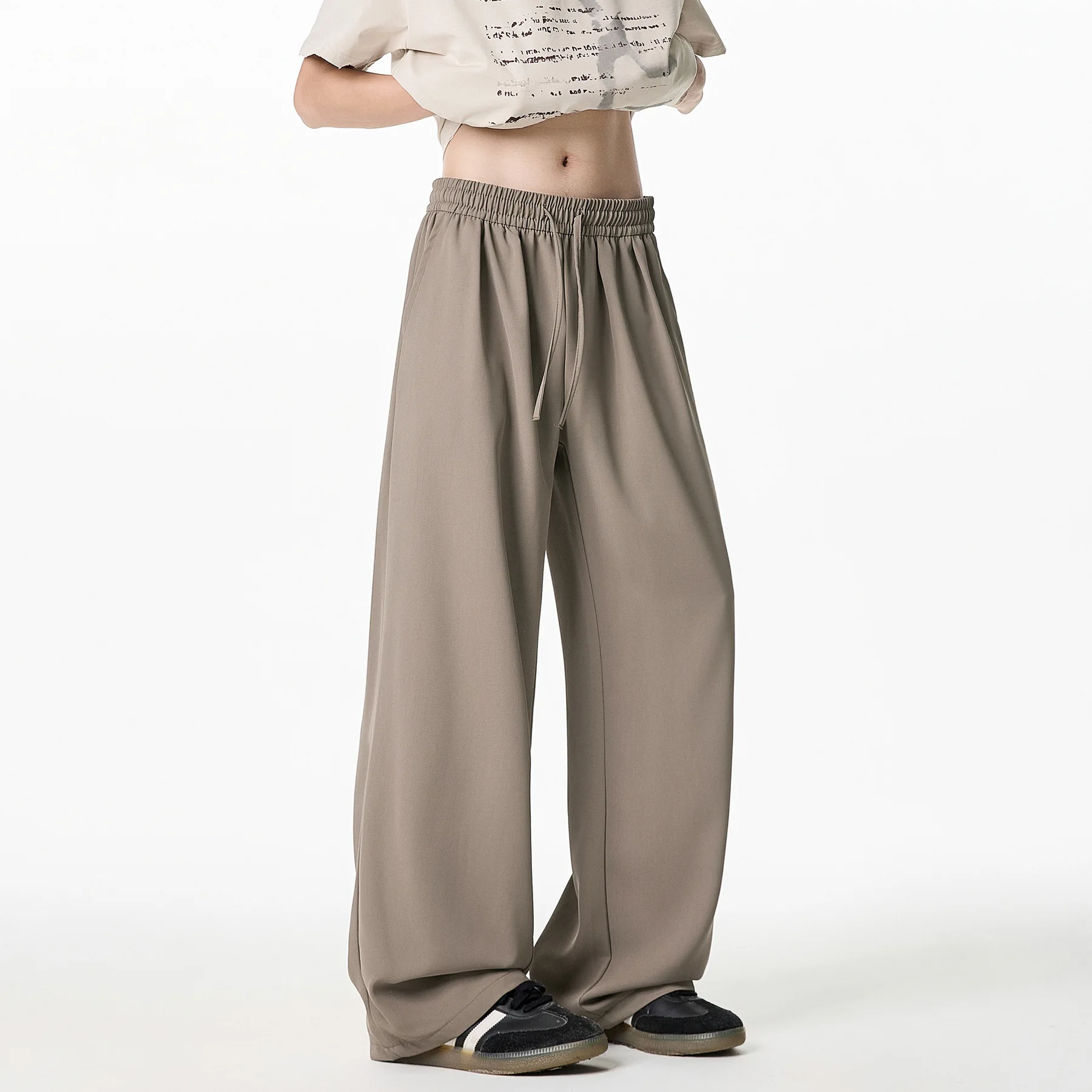 Men's Draped Ice Silk Straight Pants Spring Summer Thin Cool Breathable Casual And Free Loose Basic Versatile Long Pants XLE1
Men's Draped Ice Silk Straight Pants Spring Summer Thin Cool Breathable Casual And Free Loose Basic Versatile Long Pants XLE1