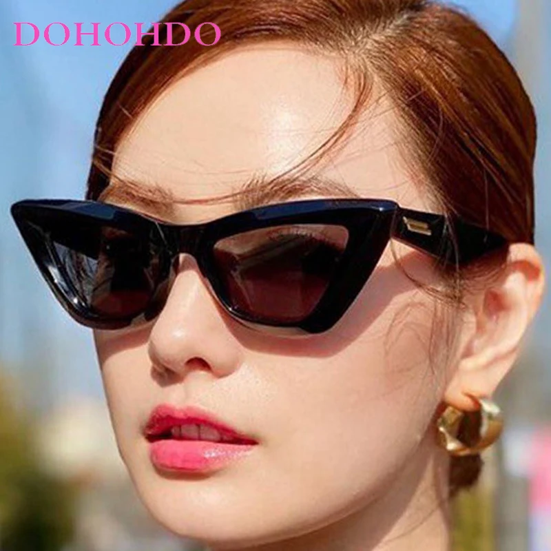 New Vintage Cat Eye Sunglasses Men Women Square Small Frame Sun Glasses Female Designer Retro Shades Fashion Oculos De Sol UV400
New Vintage Cat Eye Sunglasses Men Women Square Small Frame Sun Glasses Female Designer Retro Shades Fashion Oculos De Sol UV400