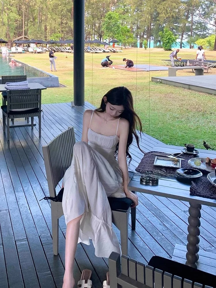White A-Line Maxi Dress Women's Summer Vacation Gown Pure Desire Korean Style Strapless Waist-Cinching Long Skirt
White A-Line Maxi Dress Women's Summer Vacation Gown Pure Desire Korean Style Strapless Waist-Cinching Long Skirt
