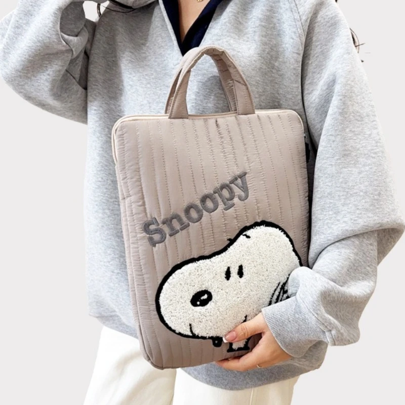 New Kawaii Anime Snoopy Series Tablet Bag Cartoon Character Creativity Cute Breathable and Lightweight Quilted Tablet Bag
New Kawaii Anime Snoopy Series Tablet Bag Cartoon Character Creativity Cute Breathable and Lightweight Quilted Tablet Bag