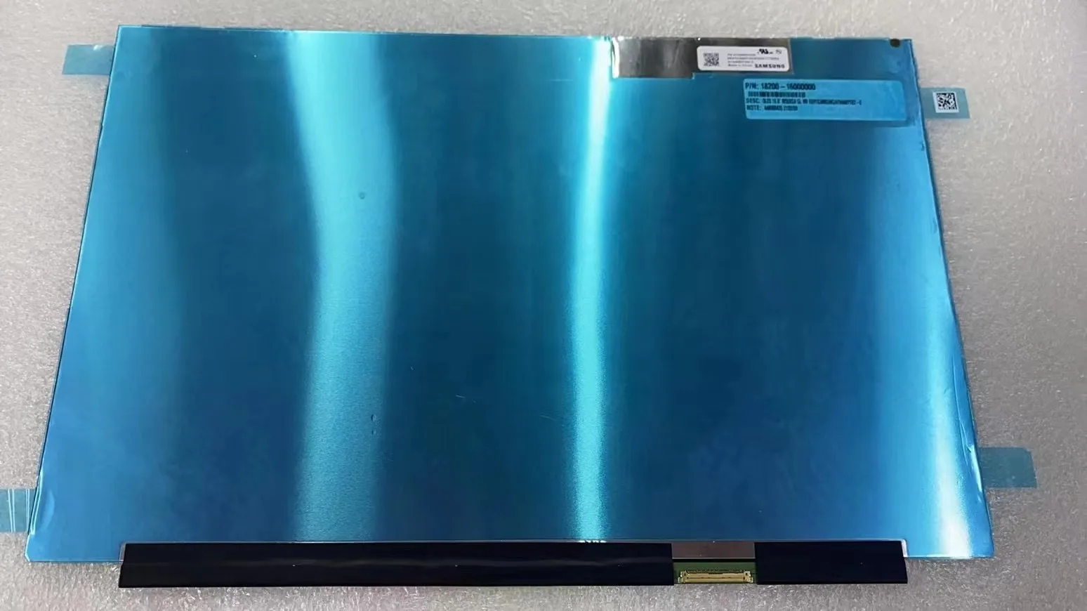 16,0 дюймовый OLED-экран для ноутбука, ЖК-дисплей, ATNA60YV02-0 ATNA60YV02, 100% DCI-P3, без сенсорного экрана, 3840 × 2400, 40pin
16,0 дюймовый OLED-экран для ноутбука, ЖК-дисплей, ATNA60YV02-0 ATNA60YV02, 100% DCI-P3, без сенсорного экрана, 3840 × 2400, 40pin