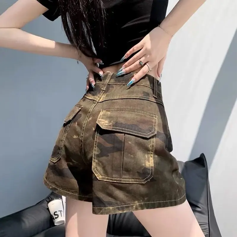 Female Clothing American Camouflage Shorts Vintage Wide Leg Summer Hotsweet Button Casual Loose A-Line Straight Denim Shorts
Female Clothing American Camouflage Shorts Vintage Wide Leg Summer Hotsweet Button Casual Loose A-Line Straight Denim Shorts