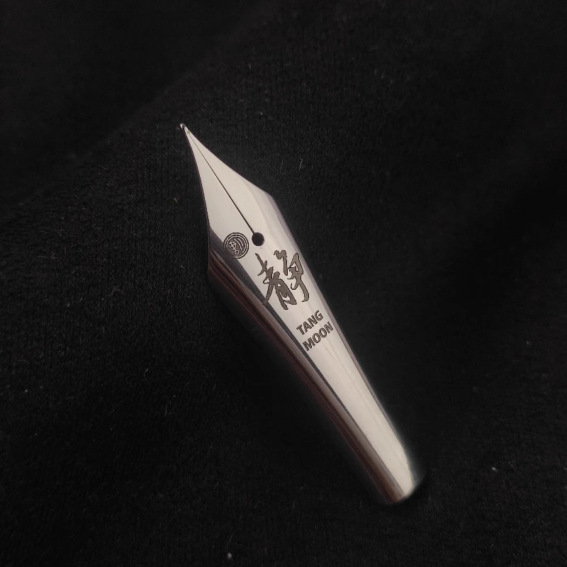 TANYEU Luxury No.6 14K Pen Nibs Collection Fountain Pen Long Knife Gold Tip 0.38 0.5 EF F B Tip Office School Writing Gift PEN
TANYEU Luxury No.6 14K Pen Nibs Collection Fountain Pen Long Knife Gold Tip 0.38 0.5 EF F B Tip Office School Writing Gift PEN