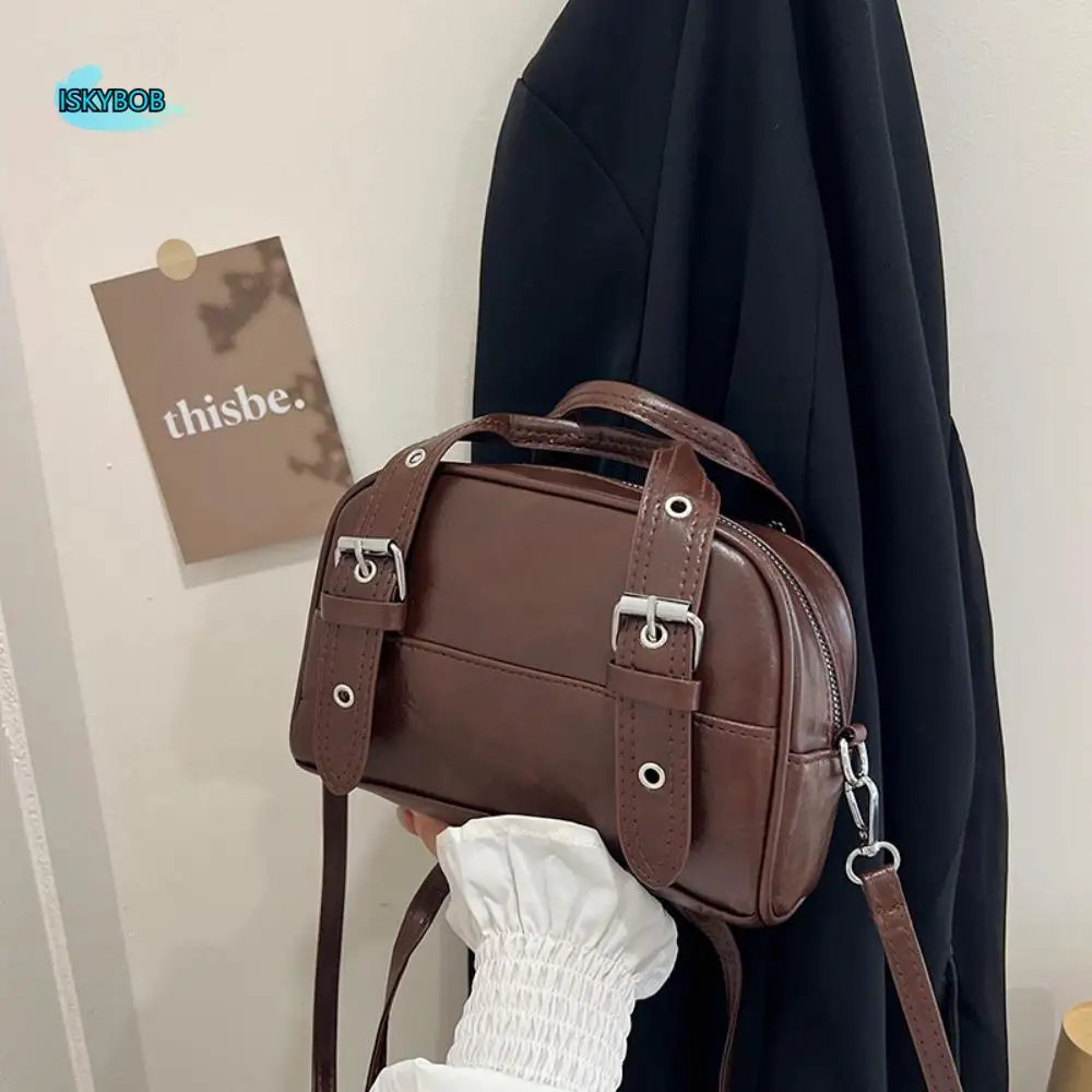 Модная винтажная сумка через плечо с пряжкой, мини-сумка через плечо из искусственной кожи Boston, роскошная дизайнерская женская сумка на каждый день 
Модная винтажная сумка через плечо с пряжкой, мини-сумка через плечо из искусственной кожи Boston, роскошная дизайнерская женская сумка на каждый день