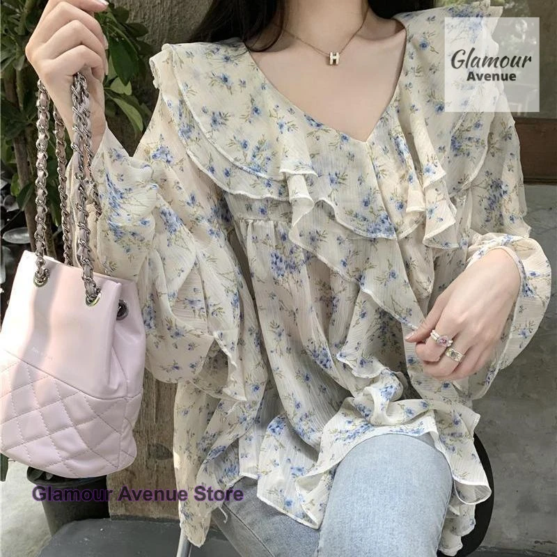French floral chiffon double-collar V-neck sunscreen shirt women's summer new plus size fashion design Joker casual top
French floral chiffon double-collar V-neck sunscreen shirt women's summer new plus size fashion design Joker casual top
