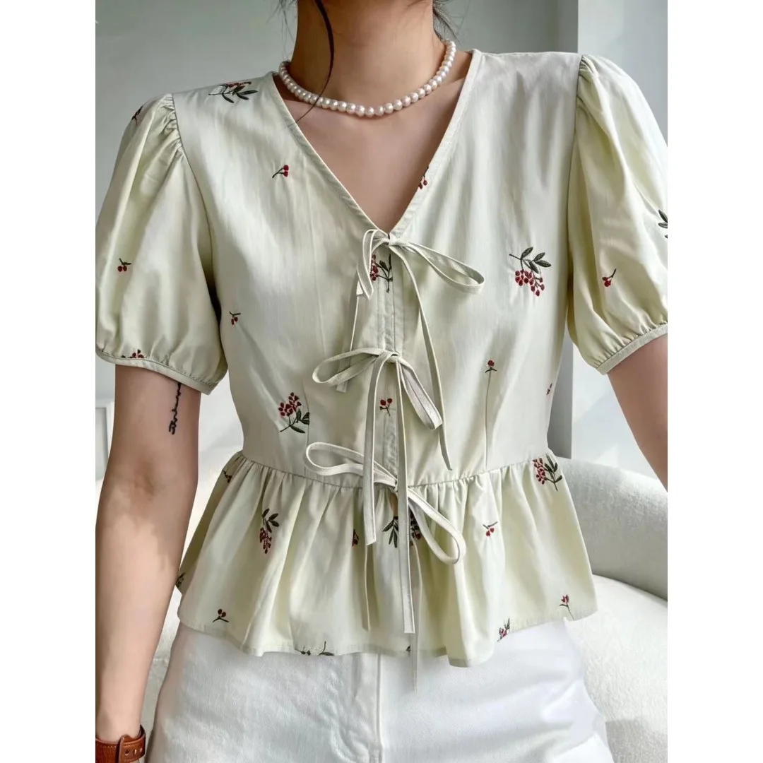 Elegant Romantic Style Pure Cotton Short Sleeve Shirt with Knot Tunic Top Women's Fashion Summer New Arrival
Elegant Romantic Style Pure Cotton Short Sleeve Shirt with Knot Tunic Top Women's Fashion Summer New Arrival