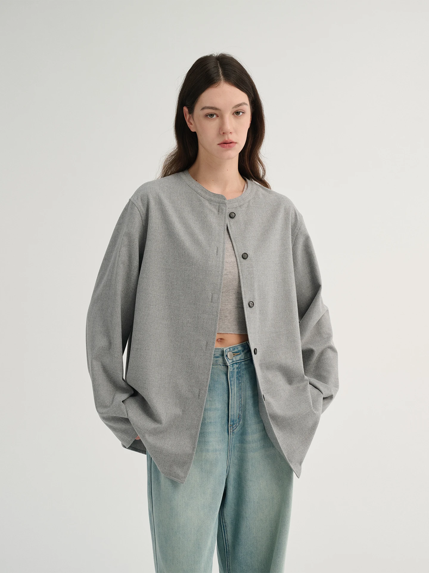 Женская винтажная шерстяная кофта Maison Cecile: мягкая, приятная к телу, повседневная, свободного кроя, с круглым вырезом, простая, с длинным рукавом
Женская винтажная шерстяная кофта Maison Cecile: мягкая, приятная к телу, повседневная, свободного кроя, с круглым вырезом, простая, с длинным рукавом