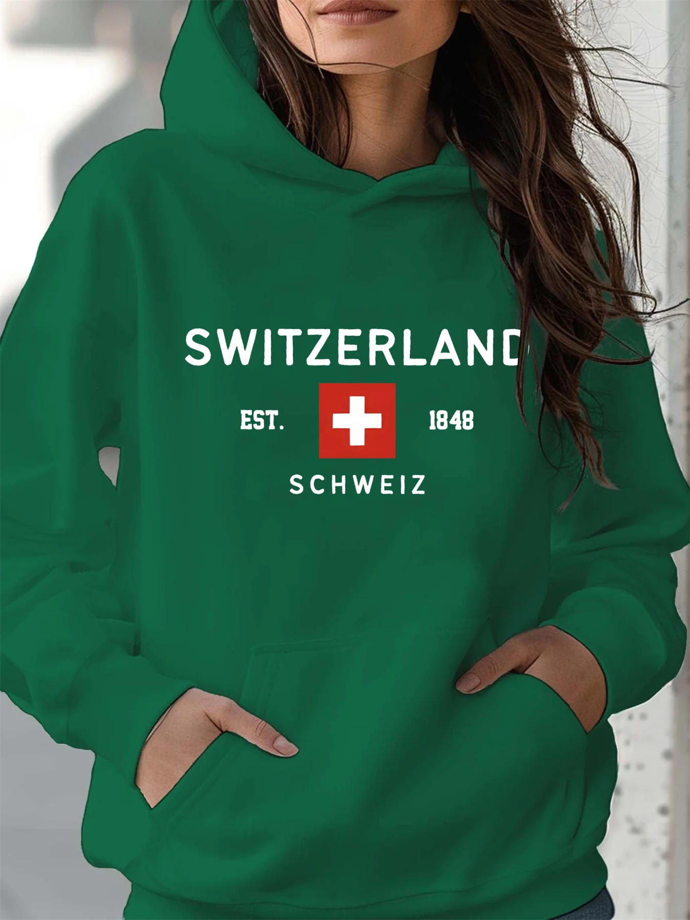 Women's autumn and winter warm and loose casual SWITZERLAND pattern printed suede long sleeved hooded sweatshirt
Women's autumn and winter warm and loose casual SWITZERLAND pattern printed suede long sleeved hooded sweatshirt