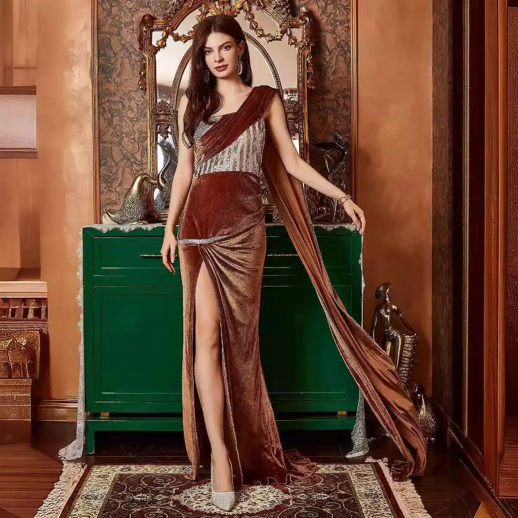 New Autumn and Winter Styles with Sequins, Slim Fit Sleeveless Chest Wrapped Long Skirt, Banquet Dress and Accessories Women
New Autumn and Winter Styles with Sequins, Slim Fit Sleeveless Chest Wrapped Long Skirt, Banquet Dress and Accessories Women