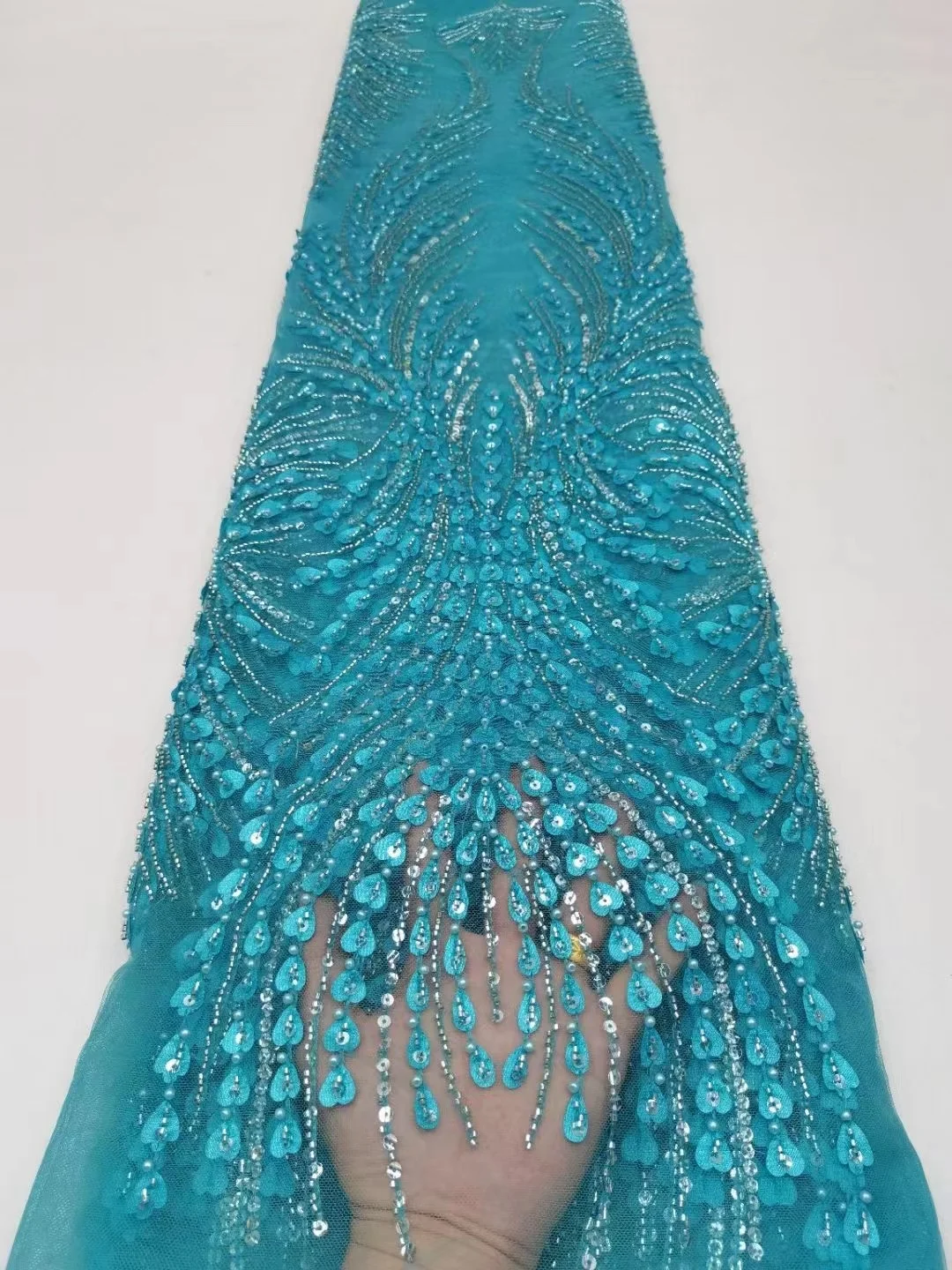 African Sequins Beads Lace Fabric New High Quality Mesh Embroidery Applique Beaded Flower Tulle Nigerian Lace Fabrics For Bridal
African Sequins Beads Lace Fabric New High Quality Mesh Embroidery Applique Beaded Flower Tulle Nigerian Lace Fabrics For Bridal