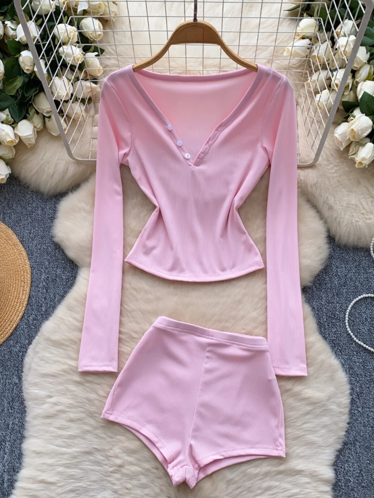 Women's Casual Sportswear Two-Piece Set Long Sve V-Ne T-irt Bodycon orts Pure Desirable Sexy Faion Ensemble
Women's Casual Sportswear Two-Piece Set Long Sve V-Ne T-irt Bodycon orts Pure Desirable Sexy Faion Ensemble