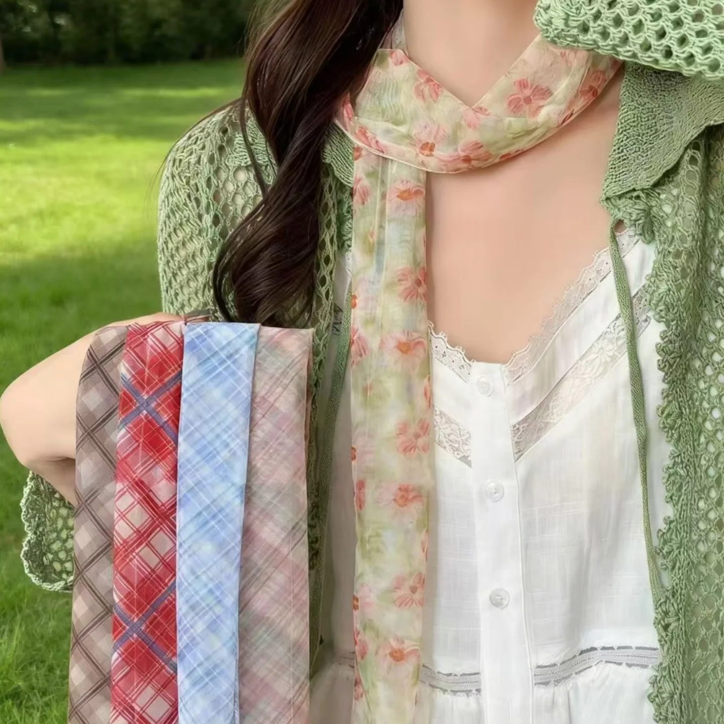 Korean Fashion Floral Plaid Skinny Scarf Soft Lightweight Long Neck Scarves Hair Band for Women Summer Versatile Accessories
Korean Fashion Floral Plaid Skinny Scarf Soft Lightweight Long Neck Scarves Hair Band for Women Summer Versatile Accessories