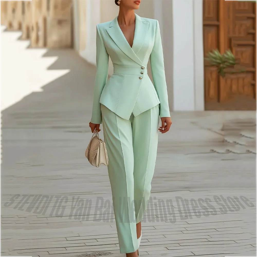 Luxury Women's Suit 2 Pieces Slim Fit Peak Lapel Solid Color Formal Work Suit Single Breasted Business Casual Outfit Set
Luxury Women's Suit 2 Pieces Slim Fit Peak Lapel Solid Color Formal Work Suit Single Breasted Business Casual Outfit Set