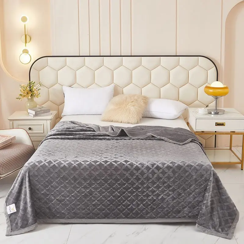 New Fleece Blanket Cloud Fur Covering Coral Fleece Bedding Autumn Winter Student Dormitory Single Double Nap Blanket
New Fleece Blanket Cloud Fur Covering Coral Fleece Bedding Autumn Winter Student Dormitory Single Double Nap Blanket