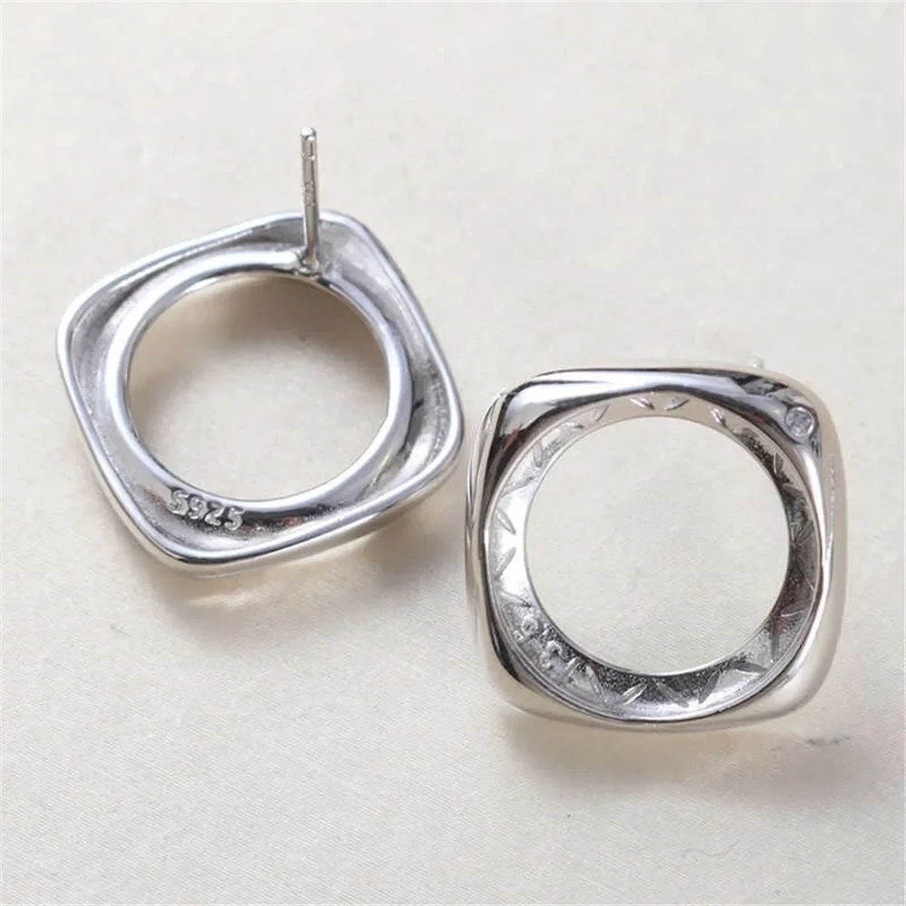 DIY жемчужные аксессуары, стерлинговое серебро S925, квадратный циркон, толстый золотой край, легкие роскошные серьги-гвоздики Mapei, пустой держатель
DIY жемчужные аксессуары, стерлинговое серебро S925, квадратный циркон, толстый золотой край, легкие роскошные серьги-гвоздики Mapei, пустой держатель