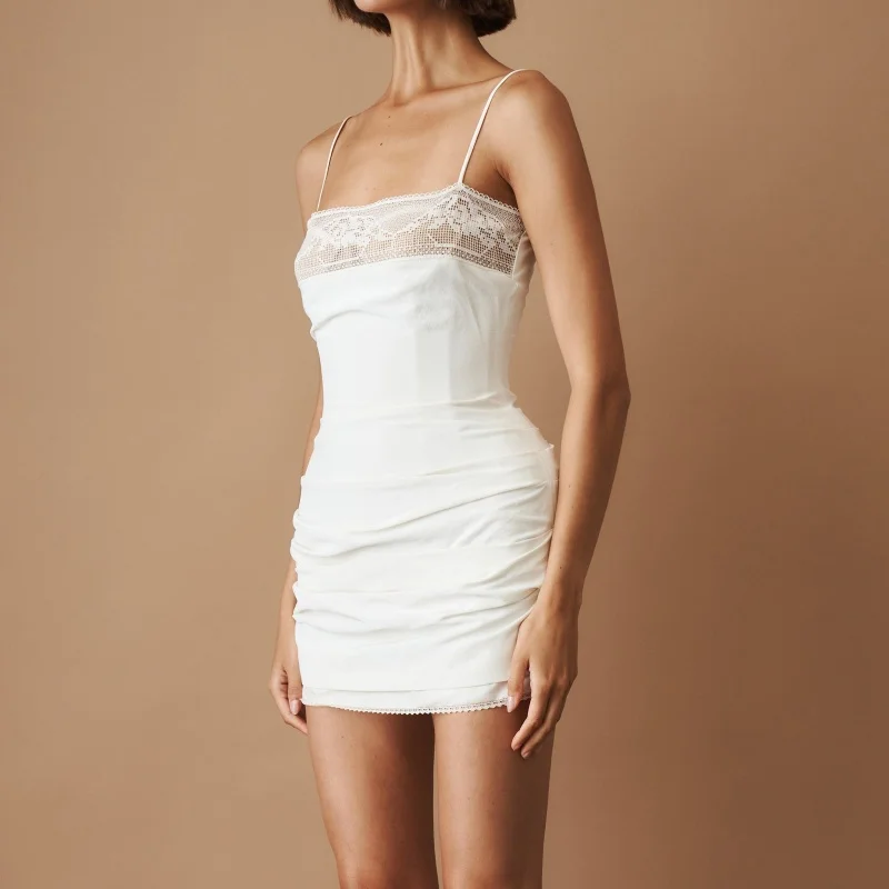2026 Spring/Summer New Arrival High-Quality Elegant Lace Trim HollowOut Off-Shoulder Dress Sexy and Stylish Suspender Mini Skirt
2026 Spring/Summer New Arrival High-Quality Elegant Lace Trim HollowOut Off-Shoulder Dress Sexy and Stylish Suspender Mini Skirt