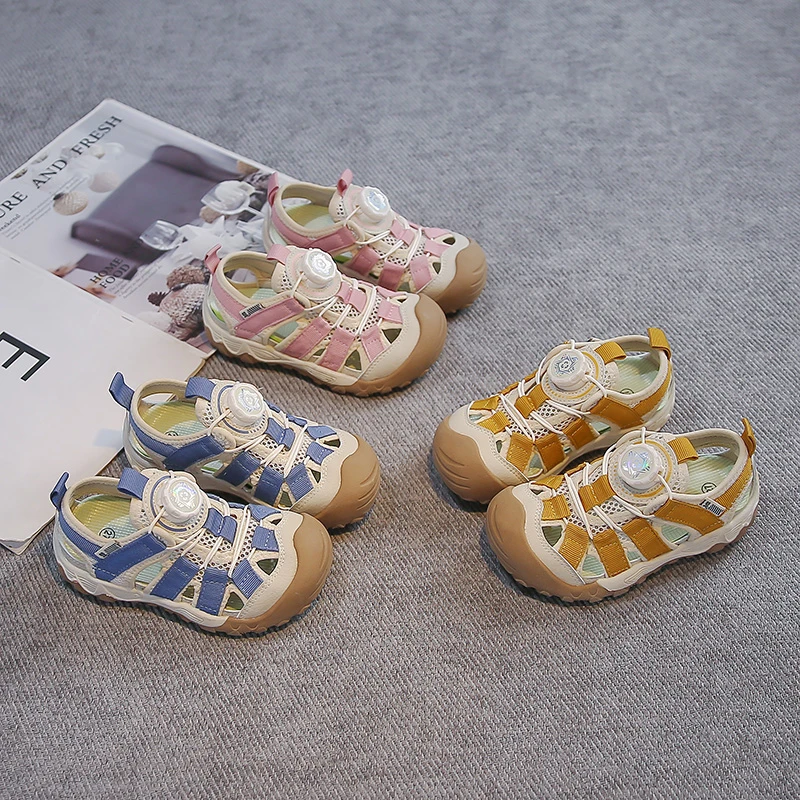 Kids Sports Sandals Toes Capped Soft Sole Children Casual Shoes Mesh Breathable 2026 Summer New Boys Girls Tennis Shoes Non-slip
Kids Sports Sandals Toes Capped Soft Sole Children Casual Shoes Mesh Breathable 2026 Summer New Boys Girls Tennis Shoes Non-slip