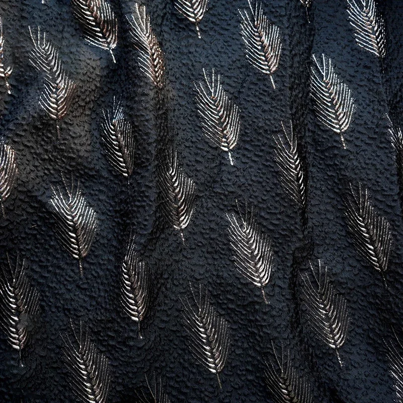 Gold Silk Feather Pattern Relief Jacquard Fabric Slightly Transparent Women's Dress Shirt Bag Decorative Sewing Fabric
Gold Silk Feather Pattern Relief Jacquard Fabric Slightly Transparent Women's Dress Shirt Bag Decorative Sewing Fabric