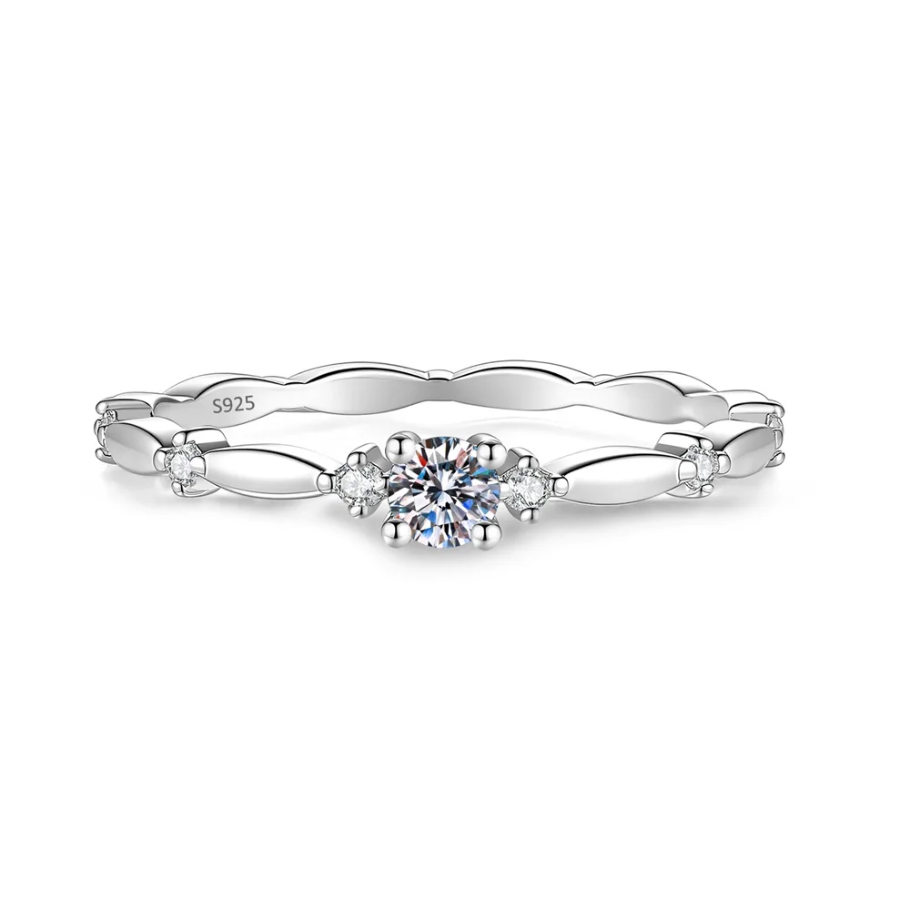 D Color 3mm Moissanite Ring S925 Sterling Silver Stacked up Rings for Woman Birthday Anniversary High-End Jewelry Gift
D Color 3mm Moissanite Ring S925 Sterling Silver Stacked up Rings for Woman Birthday Anniversary High-End Jewelry Gift